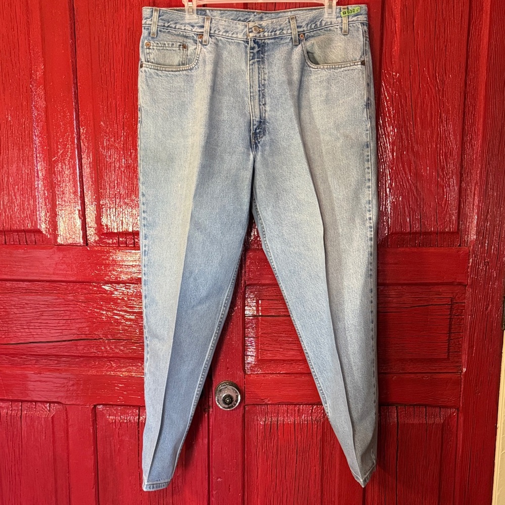 Levi's Men's Relaxed Fit Straight Jeans in Light Blue